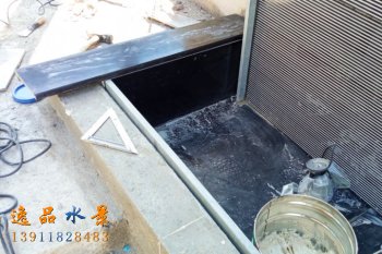 如何制作假山流水水幕墻？